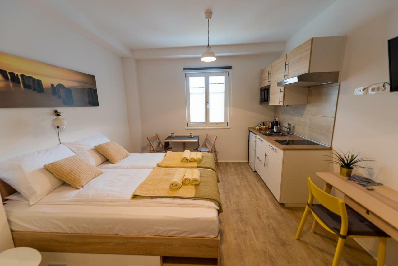 Central Apartments With Parking Liubliana Exterior foto