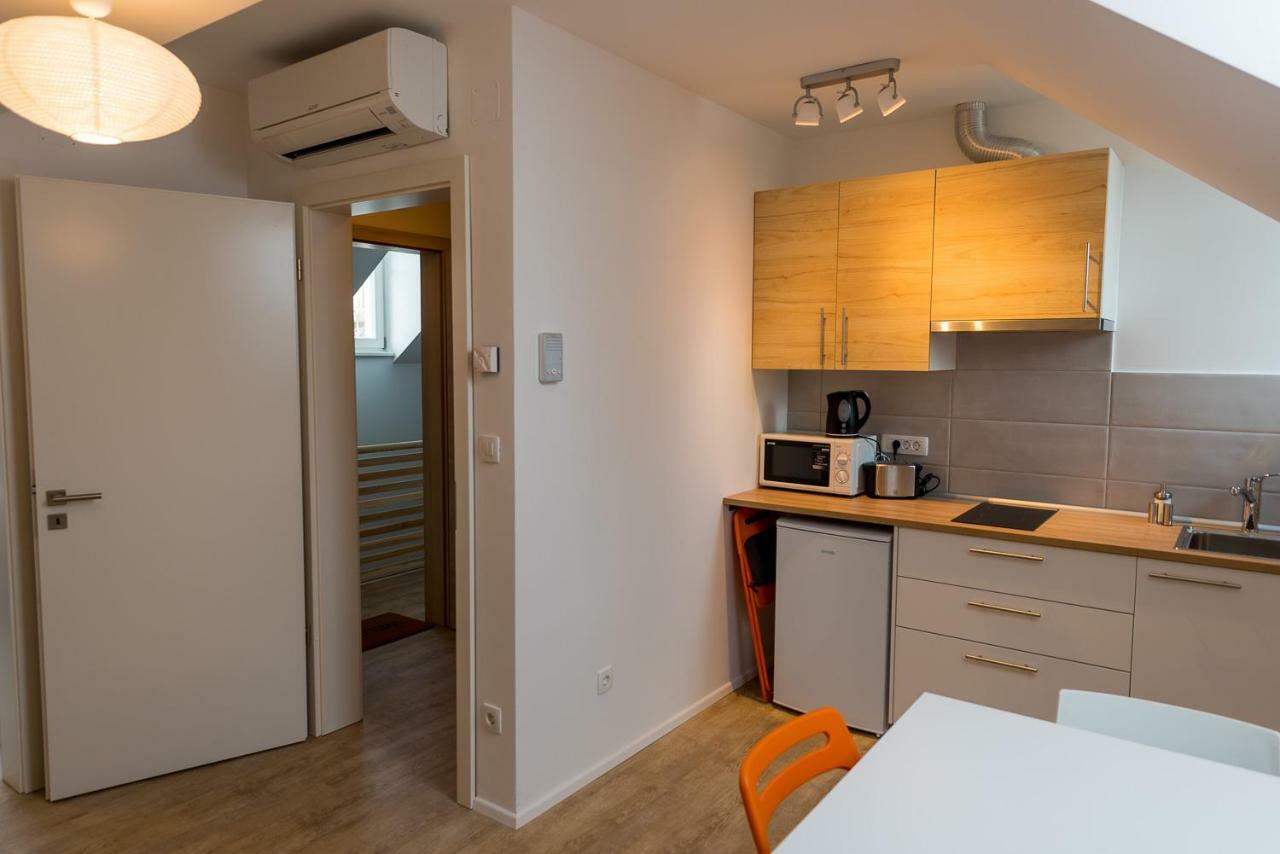 Central Apartments With Parking Liubliana Exterior foto